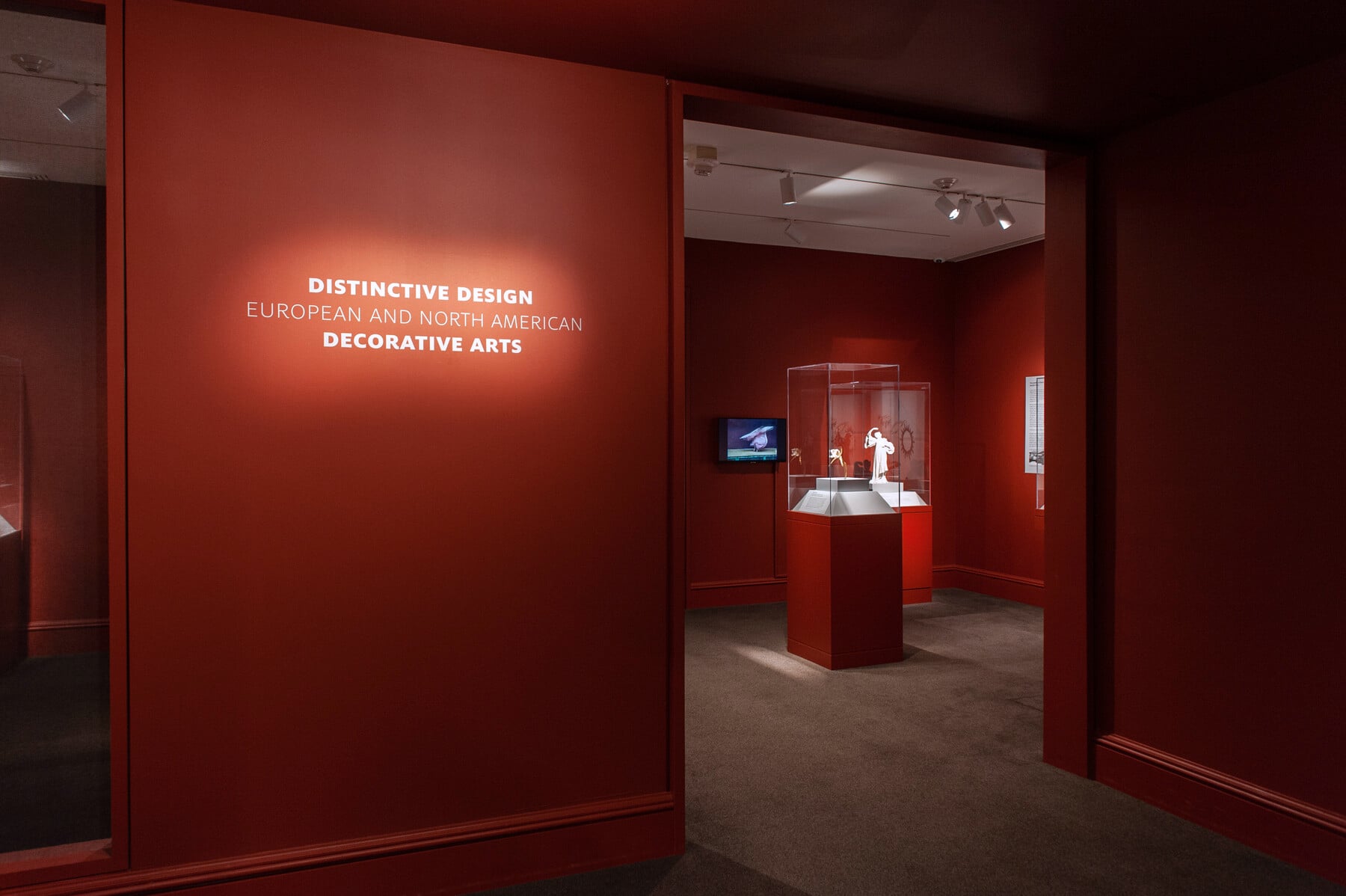 Title wall of the Distinction Design installation