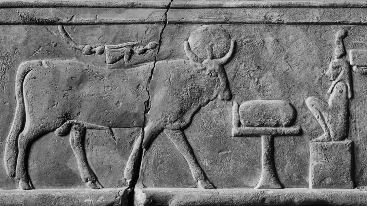 Egyptian relief sculpture