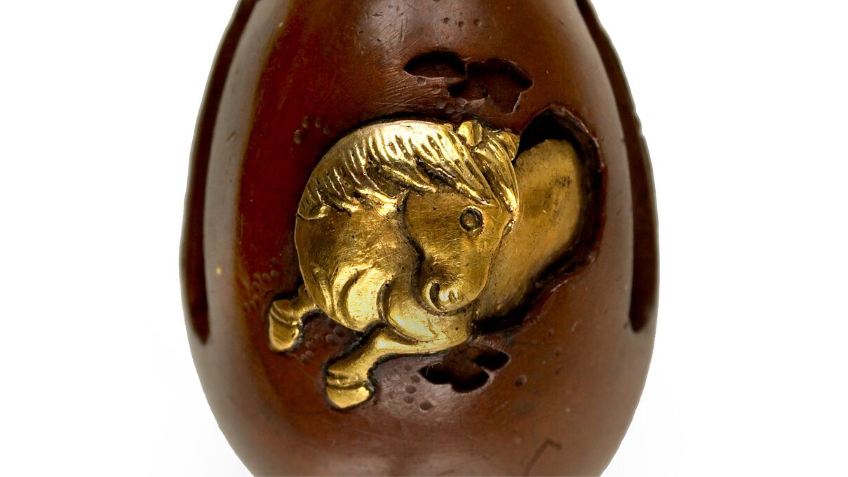 Tamagawa Hôju, Kashira with a Gourd and a Horse, 19th century. Acquired by William T. or Henry Walters